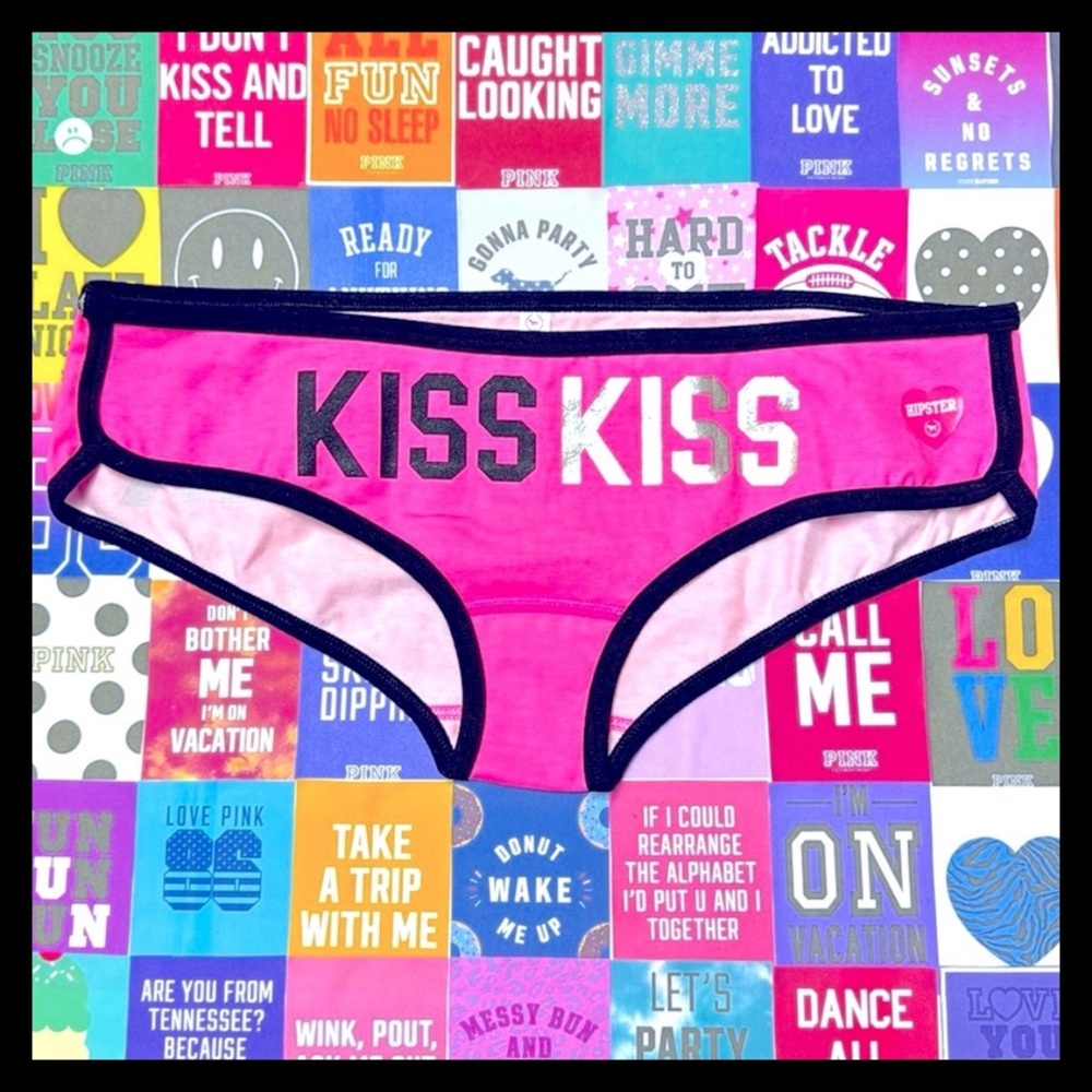 💕ⓅⒾⓃⓀ ⓋⓈ RARE/HTF “KISS KISS WINK WINK” Extra Low Rise Hipster Panties ✨NWT💕 - Picture 3 of 7